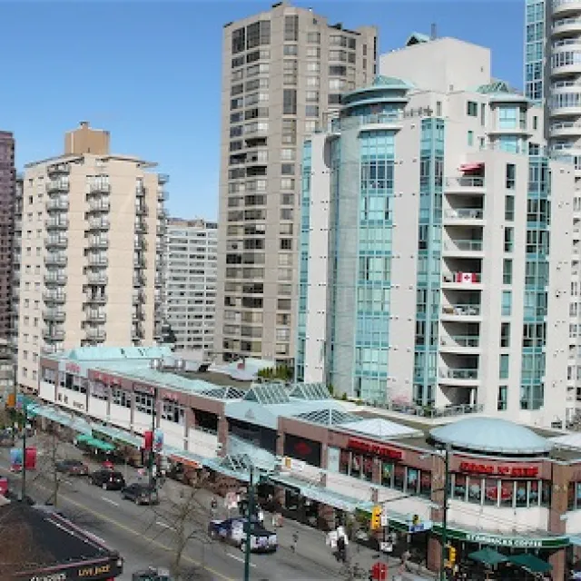 Robson Gardens in The West End - 1 Bedroom Apartment For Rent in Vancouver 705 - 1270 Robson Street, Vancouver, BC