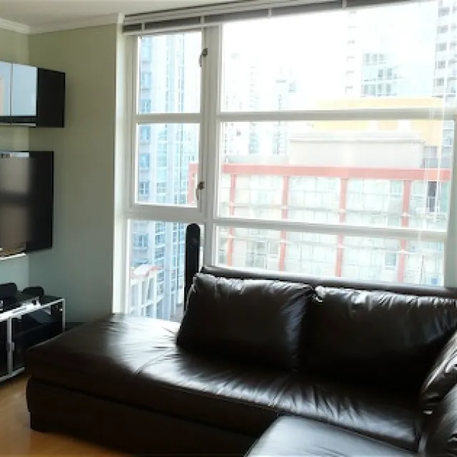 Brava in Downtown - Furnished 1 Bedroom Apartment For Rent in Vancouver 1208 - 1199 Seymour Street, Vancouver, BC