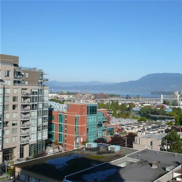 The Zone in Fairview - 1 Bedroom Apartment For Rent in Vancouver 1007 - 1068 West Broadway, Vancouver, BC