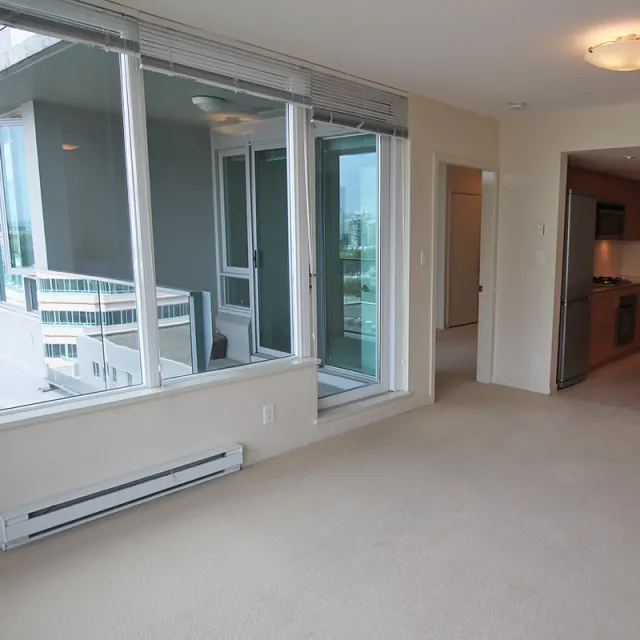 Crossroads in Fairview - 2 Bedroom Apartment For Rent in Vancouver 708 - 522 West 8th Avenue, Vancouver, BC