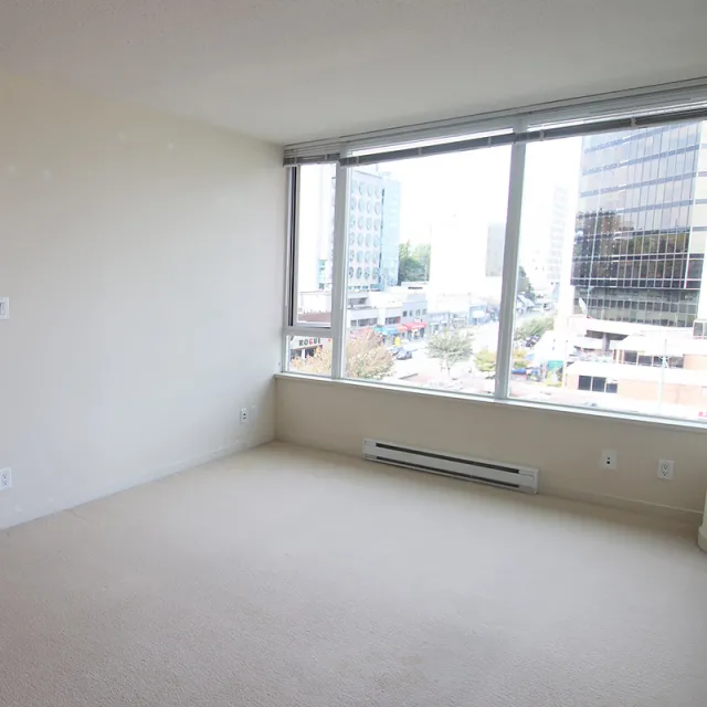 Crossroads in Fairview - 2 Bedroom Apartment For Rent in Vancouver 708 - 522 West 8th Avenue, Vancouver, BC
