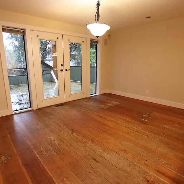 Kerrisdale - 4 Bedroom House For Rent in Vancouver at 2646 West 42nd Avenue, Vancouver, BC, V6N 3G5