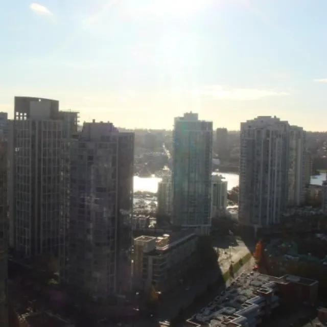 Yaletown Park in Yaletown - 1 Bedroom Apartment For Rent in Vancouver 2805 - 909 Mainland Street, Vancouver, BC