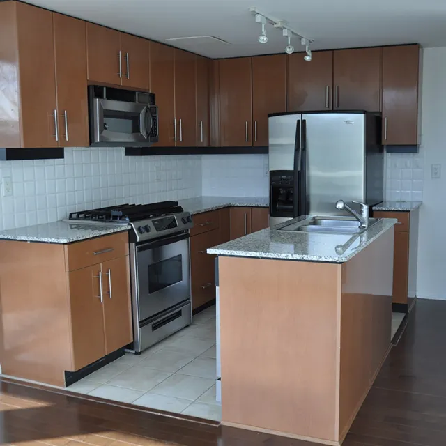 Esplanade West at The Pier in Lower Lonsdale - 1 Bedroom Sub Penthouse For Rent in North Vancouver 1103 - 168 East Esplanade, North Vancouver, BC