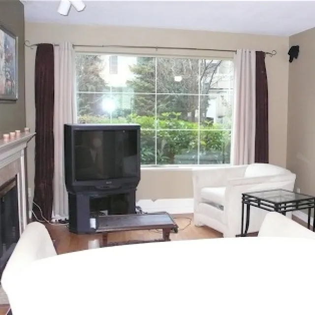 Governors Walk in Edmonds - 1 Bedroom Apartment For Rent in Burnaby 111 - 6820 Rumble Street, Burnaby, BC