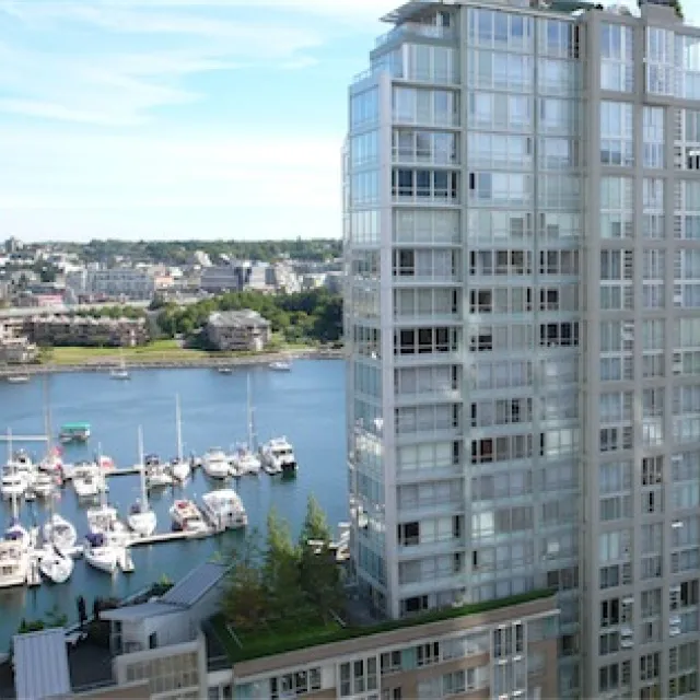 Peninsula in Yaletown - 2 Bedroom Apartment For Rent in Vancouver 1901 - 1201 Marinaside Crescent, Vancouver, BC