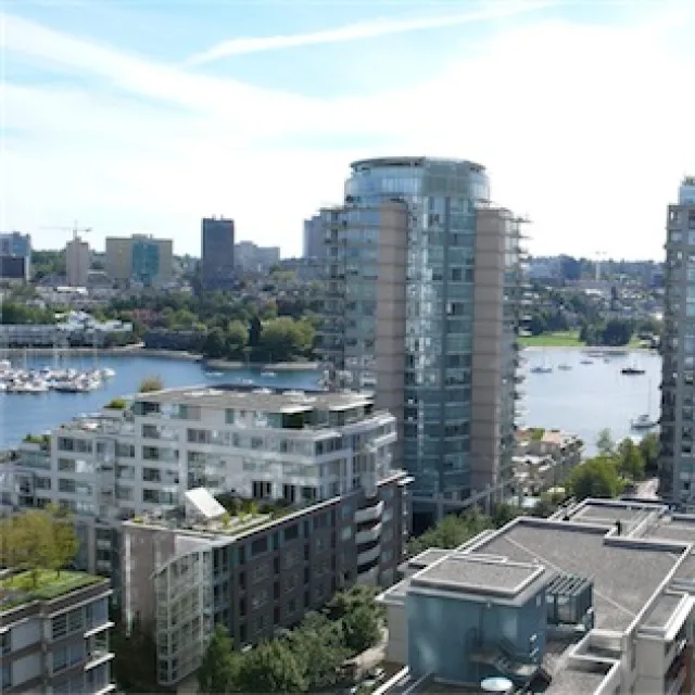 Peninsula in Yaletown - 2 Bedroom Apartment For Rent in Vancouver 1901 - 1201 Marinaside Crescent, Vancouver, BC