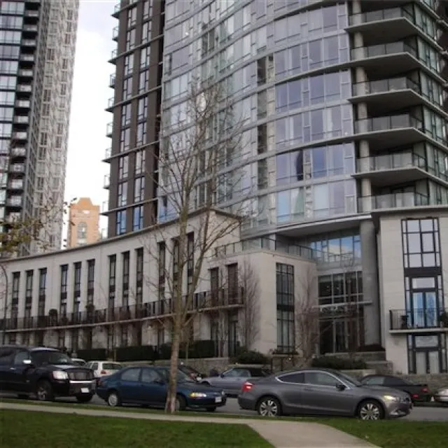 Park West 1 in Yaletown - 2 Bedroom Apartment For Rent in Vancouver 3105 - 455 Beach Crescent, Vancouver, BC