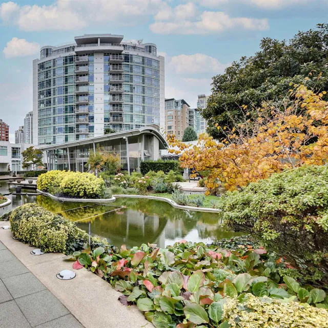 Aquarius III in Yaletown - Furnished 1 Bedroom Apartment For Rent in Vancouver 1002 - 189 Davie Street, Vancouver, BC