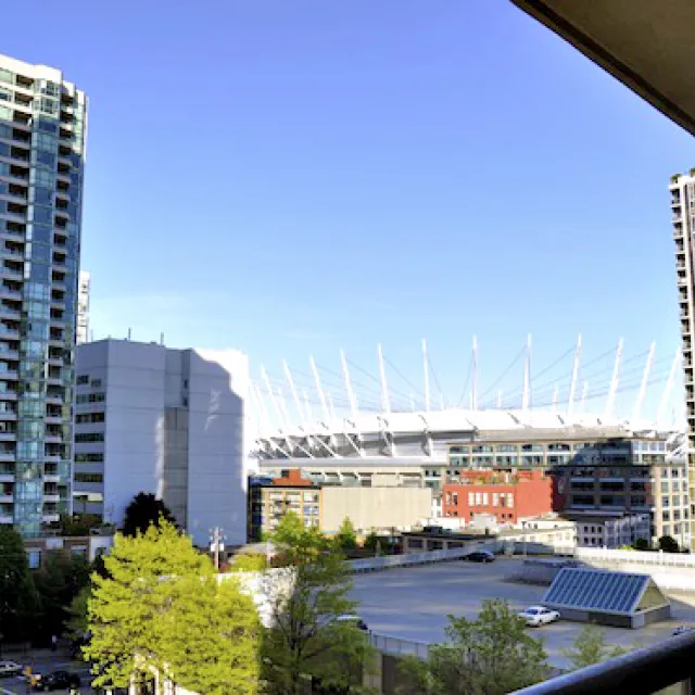 Yaletown Park in Yaletown - 1 Bedroom Apartment For Rent in Vancouver 2305 - 977 Mainland Street, Vancouver, BC