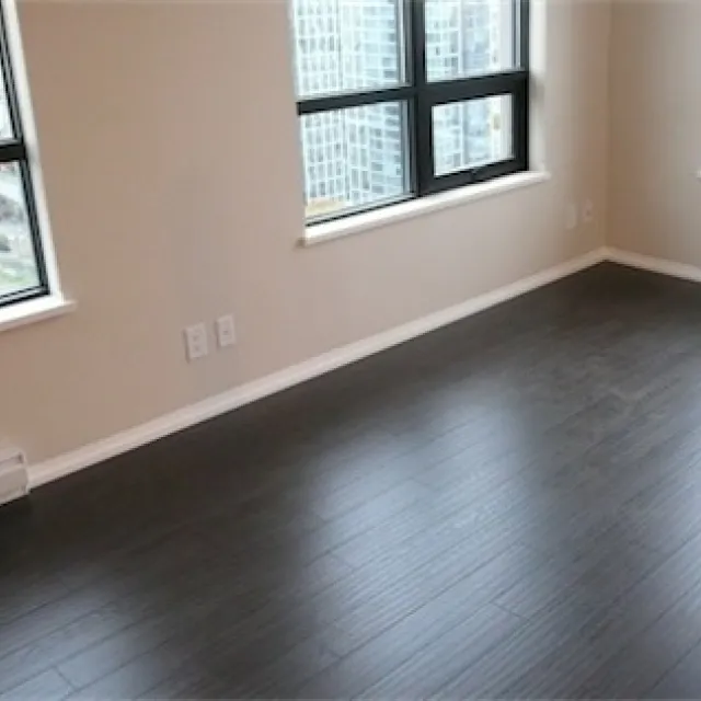 Yaletown Park in Yaletown - 1 Bedroom Apartment For Rent in Vancouver 909 Mainland Street, Vancouver, BC