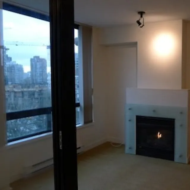 Milano in Downtown - 1 Bedroom Apartment For Rent in Vancouver 703 - 1003 Burnaby Street, Vancouver, BC
