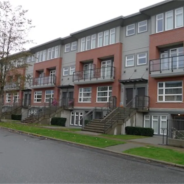 Galleria in UBC - Unfurnished, 1 Bed 1 Bath Townhouse For Rent at 103 - 5632 Kings, Vancouver Galleria in UBC - Unfurnished, 1 Bed 1 Bath Townhouse For Rent at 103 - 5632 Kings, Vancouver