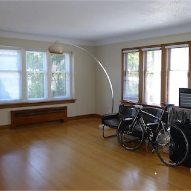 Devon Manor in Fairview - 3 Bedroom Penthouse For Rent in Vancouver 7 - 1255 West 12th Avenue, Vancouver, BC