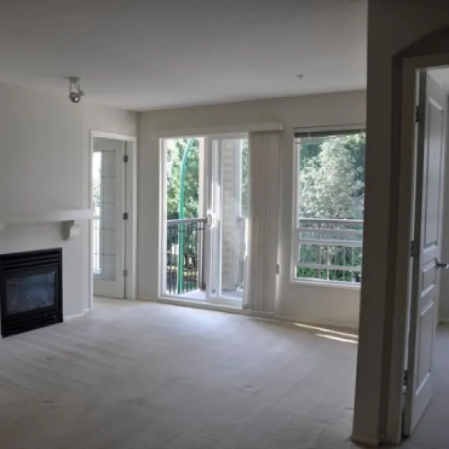 Highgate in Lynn Valley - Unfurnished, 2 Bed 1 Bath Apartment For Rent at 202 - 1150 East 29th, North Vancouver Highgate in Lynn Valley - Unfurnished, 2 Bed 1 Bath Apartment For Rent at 202 - 1150 East 29th, North Vancouver