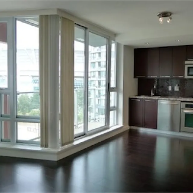 Mariner in Yaletown - 1 Bedroom Apartment For Rent in Vancouver 1001 - 918 Cooperage Way, Vancouver, BC