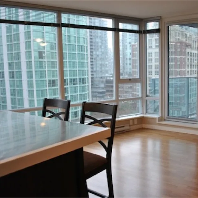 TV Towers in Downtown - 1 Bedroom Apartment For Rent in Vancouver 1109 - 233 Robson Street, Vancouver, BC