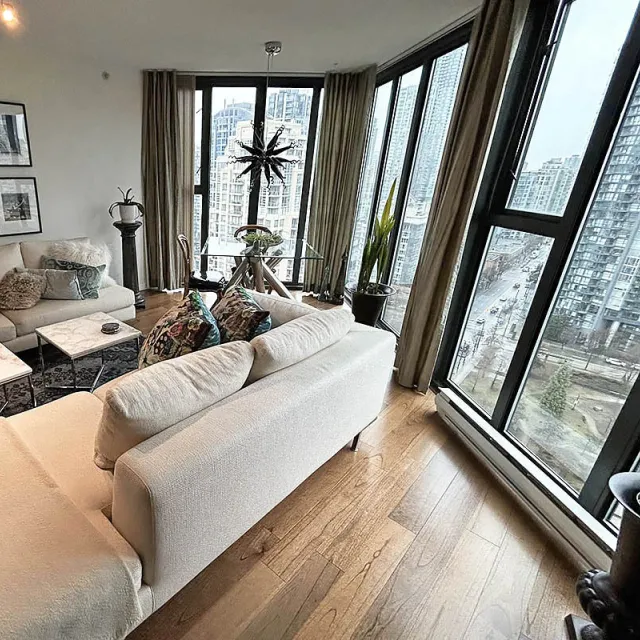 City Crest in Yaletown - 1 Bedroom Apartment For Rent in Vancouver 2304 - 1155 Homer Street, Vancouver, BC