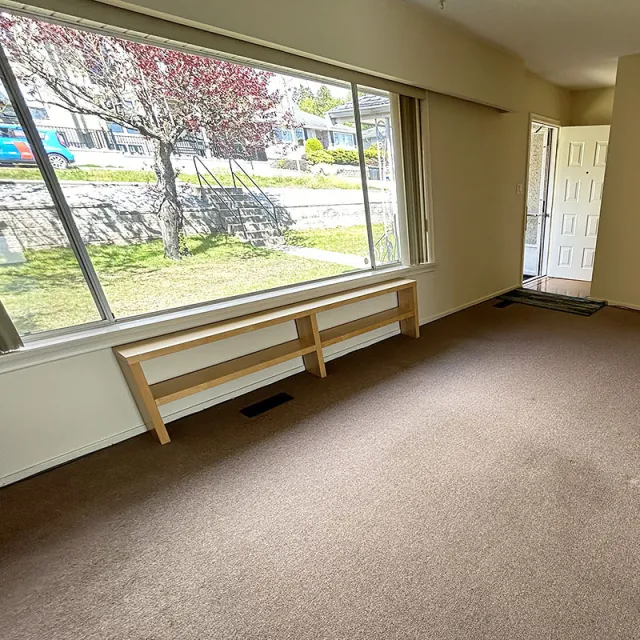 Cariboo - 2 Bedroom House (Upper Level) For Rent in Coquitlam 948A Stewart Avenue, Coquitlam, BC