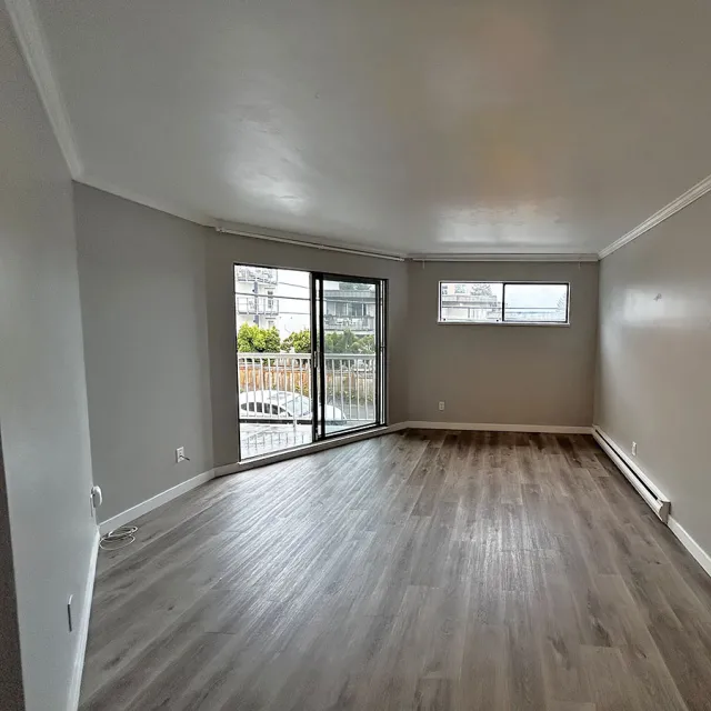 Sparwood in Mount Pleasant East - 1 Bedroom Apartment For Rent in Vancouver 204 - 975 East Broadway, Vancouver, BC, V5T 1Y3