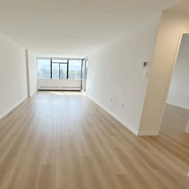 Regency Park Towers in Brighouse - 1 Bedroom Apartment For Rent in Richmond 606 - 6651 Minoru Boulevard, Richmond, BC, V6Y 1Z2