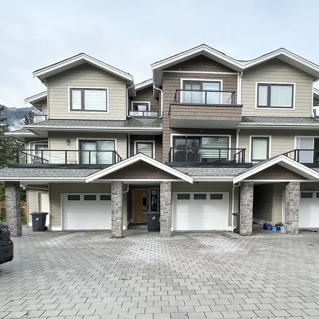 Brackendale - 3 Bedroom Townhouse For Rent in Squamish at 41813 Hope Road, Squamish, BC, V0N 1H0 Brackendale - 3 Bedroom Townhouse For Rent in Squamish at 41813 Hope Road, Squamish, BC, V0N 1H0