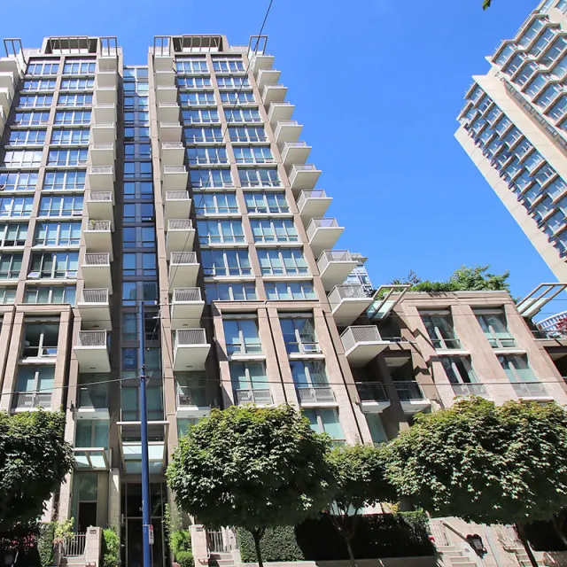 Donovan in Yaletown - 2 Bedroom Apartment For Rent in Vancouver 809 - 1055 Richards Street, Vancouver, BC, V6B 0C2