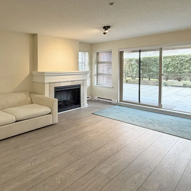 Lions Park in Brighouse - 1 Bedroom Apartment For Rent in Richmond 3105 - 5119 Garden City Road, Richmond, BC, V6X 4H8