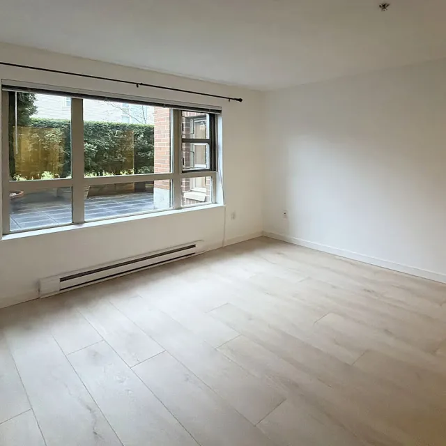 Lions Park in Brighouse - 1 Bedroom Apartment For Rent in Richmond 2109 - 5113 Garden City Road, Richmond, BC, V6X 4H8