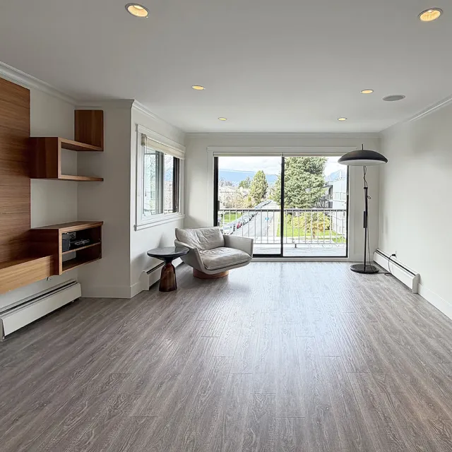 Bryanston Court in Kitsilano - 1 Bedroom Apartment For Rent in Vancouver 303 - 2040 Cornwall Avenue, Vancouver, BC, V6J 1E1