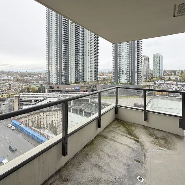 Tandem in Brentwood - 2 Bedroom Apartment For Rent in Burnaby 1706 - 4182 Dawson Street, Burnaby, BC, V5C 0A2