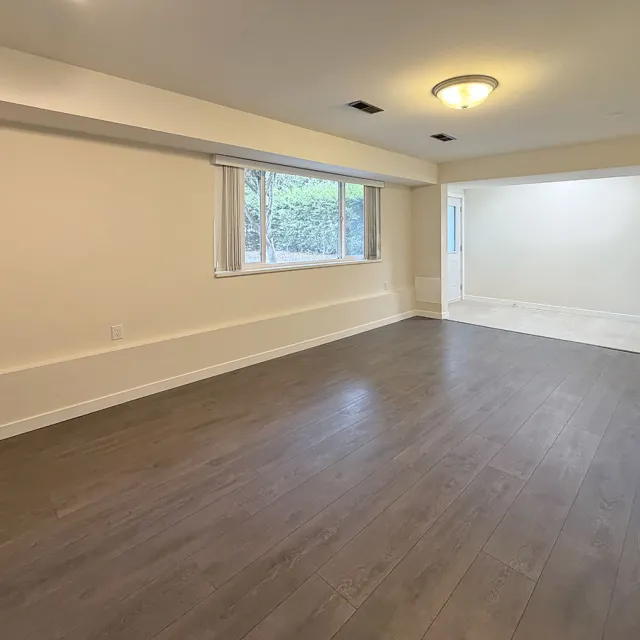 Victoria Fraserview - 3 Bedroom Garden Suite For Rent in Vancouver 2 - 1920 Nassau Drive, Vancouver, BC, V5P 2B6