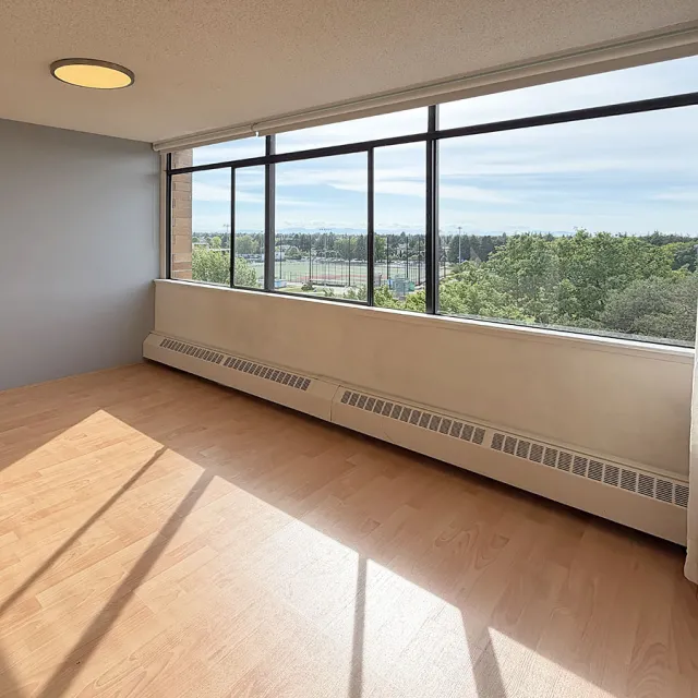 Regency Park Towers in Brighouse - 1 Bedroom Apartment For Rent in Richmond 1010 - 6611 Minoru Boulevard, Richmond, BC, V6X 3K8