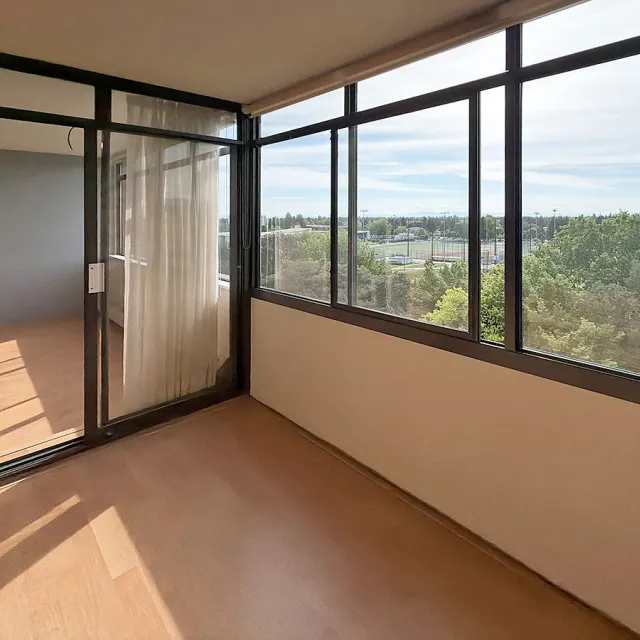 Regency Park Towers in Brighouse - 1 Bedroom Apartment For Rent in Richmond 1010 - 6611 Minoru Boulevard, Richmond, BC, V6X 3K8