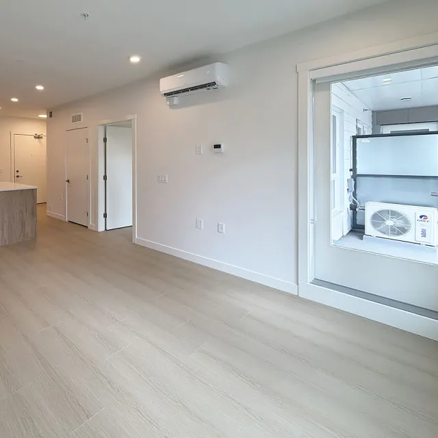 MOVE-IN EARLY NO PRORATED RENT - 1 Bed Apartment For Rent at First & Royal in New Westminster 209 - 82 First Street, New Westminster, BC, V3L 0L8