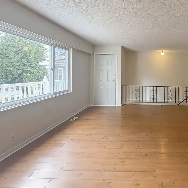 Burquitlam - 5 Bedroom Duplex For Rent in Coquitlam 521A Ebert Avenue, Coquitlam, BC, V3J 2L1