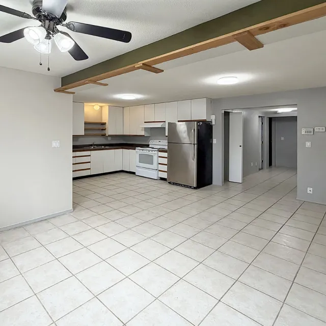 Cloverdale - 2 Bedroom Basement For Rent in Surrey 6639B 184 Street, Surrey, BC, V3S 1G5