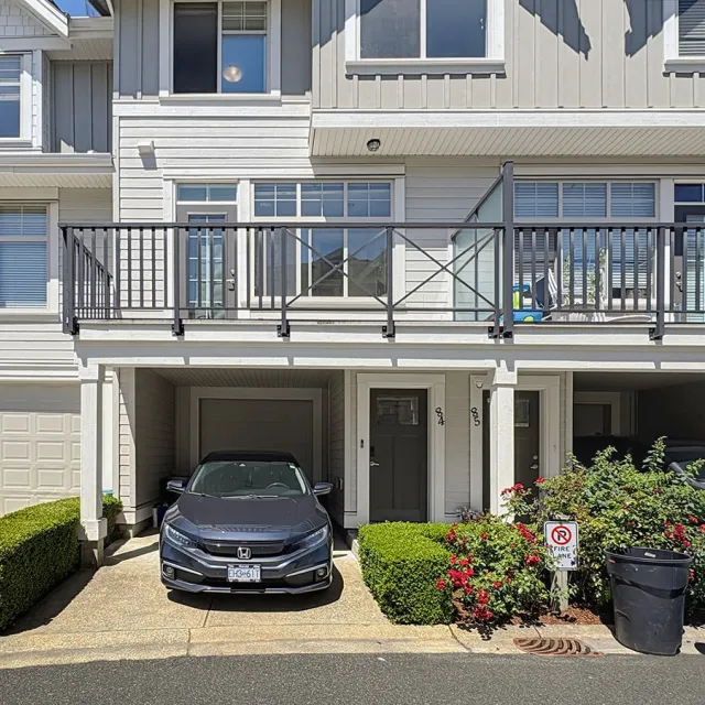 Uptown Clayton ll in East Clayton - 4 Bedroom Townhouse For Rent in Surrey 84 - 19525 73 Avenue, Surrey, BC, V4N 3E8
