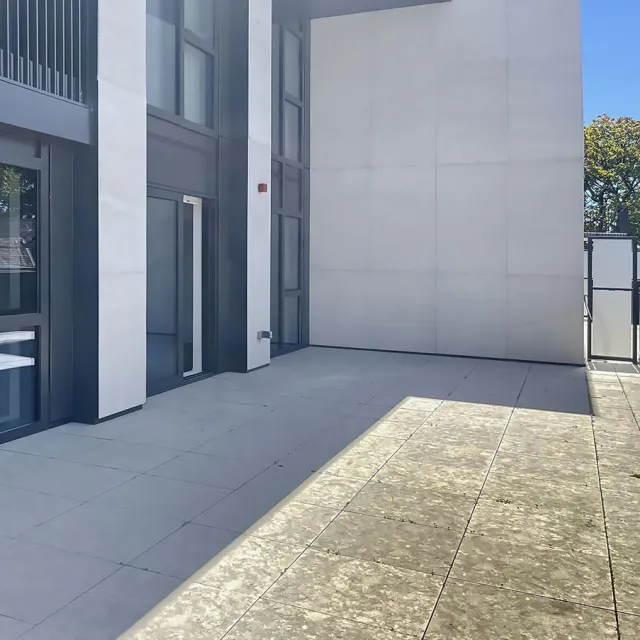 Gryphon House in Kerrisdale - 2 Bedroom Apartment For Rent in Vancouver 302 - 2105 West 46th Avenue, Vancouver, BC, V6M 2L1