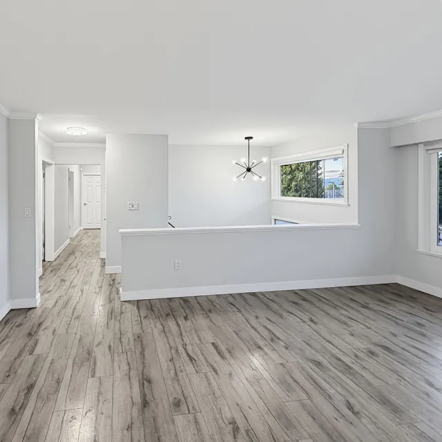 Bolivar Heights - 3 Bedroom House (Upper Level) For Rent in Surrey 11327 - 138th Street, Surrey, BC, V3R 3C9