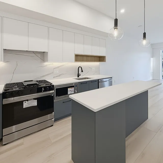 Park &amp; Maven in Willowbrook - 2 Bedroom Apartment For Rent in Surrey 119 - 6270 Gooseberry Drive, Surrey, BC, V3S 0C8