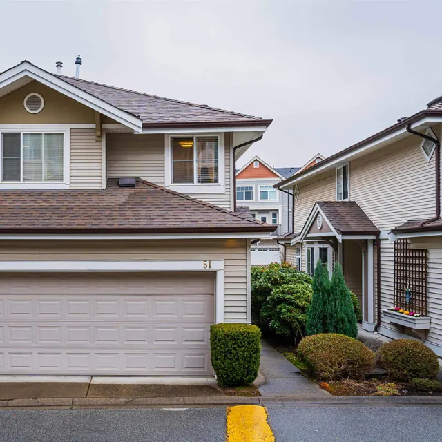Cougar Creek in West Newton - 3 Bedroom Townhouse For Rent in Surrey 51 - 6950 120 Street, Surrey, BC, V3W 3M7