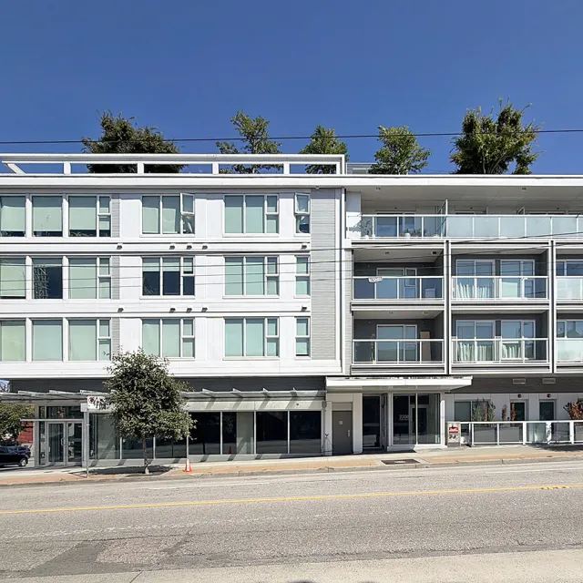 Midtown Central in Mount Pleasant East - 1 Bedroom Apartment For Rent in Vancouver 306 - 2508 Fraser Street, Vancouver, BC, V5T 3V4
