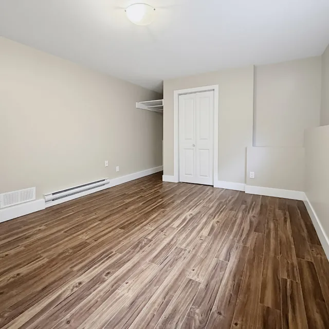 Renfrew Heights - 2 Bedroom Basement For Rent in Vancouver 2862B East 18th Avenue, Vancouver, BC, V5M 2R2