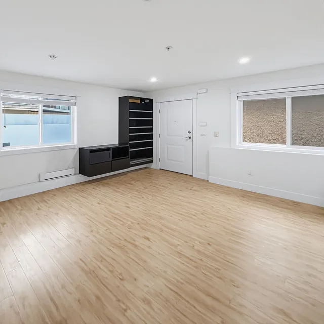 Marpole - 2 Bedroom Laneway House For Rent in Vancouver 172 East 60th Avenue, Vancouver, BC, V5X 1Z6