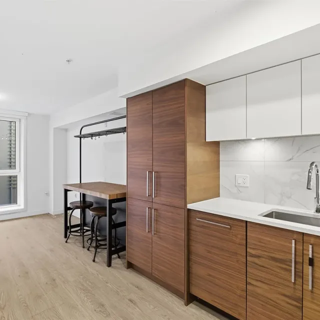 Evolv35 in Lower Lonsdale - 1 Bedroom Apartment For Rent in North Vancouver 33B - 720 East 3rd Street, North Vancouver, BC, V7L 0G7