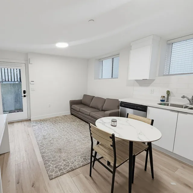 Kitsilano - 2 Bedroom Basement For Rent in Vancouver 3123 West 16th Avenue, Vancouver, BC, V6K 3C9