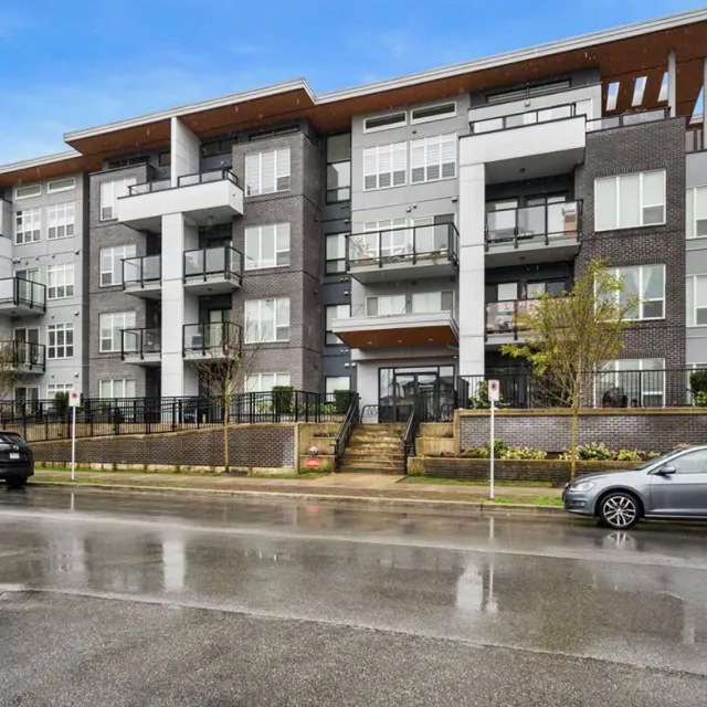 Mackenzie Park in Central POCO - 2 Bedroom Apartment For Rent in Port Coquitlam 402 - 2356 Welcher Avenue, Port Coquitlam, BC, V3C 0S7