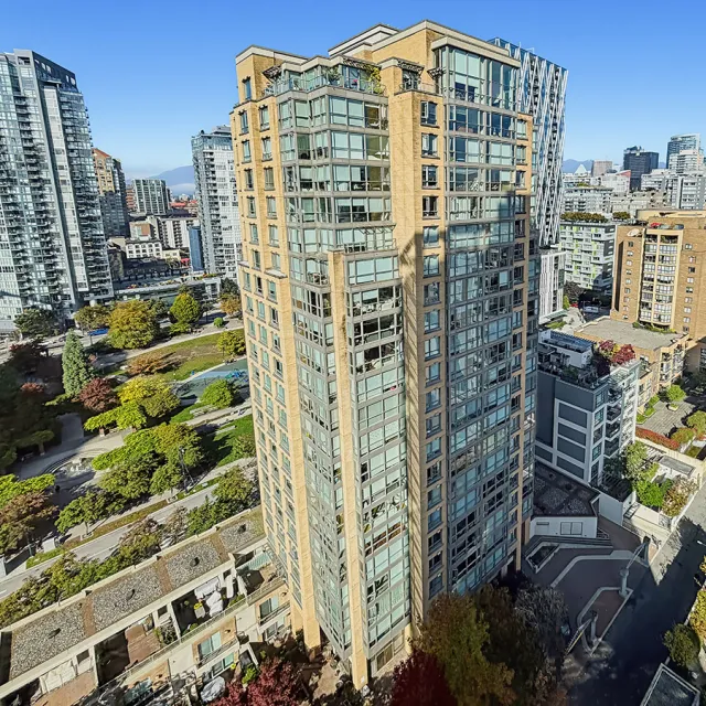 City Crest in Yaletown - 1 Bedroom Apartment For Rent in Vancouver 2004 - 1155 Homer Street, Vancouver, BC, V6B 5T5