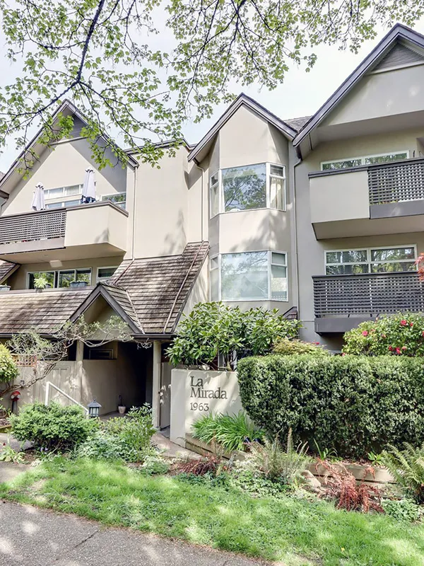 Building - La Mirada in Vancouver, BC at 1963 West 3rd Avenue